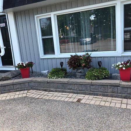 New Rockland Motel Bobcaygeon Buitenkant foto