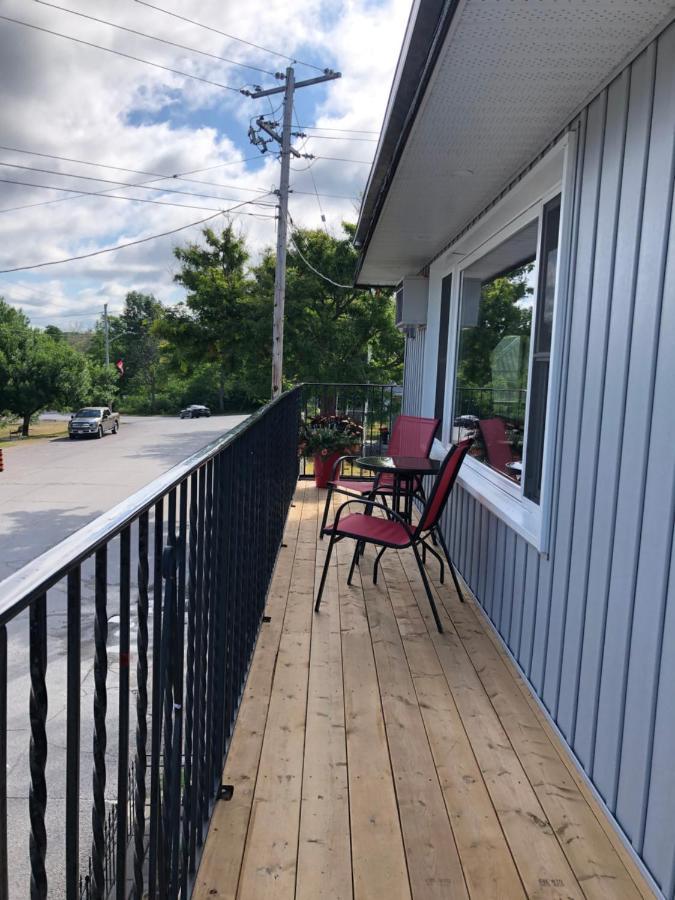 New Rockland Motel Bobcaygeon Buitenkant foto