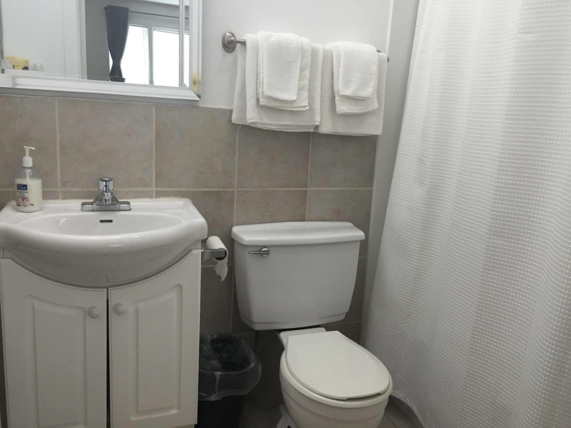 New Rockland Motel Bobcaygeon Buitenkant foto