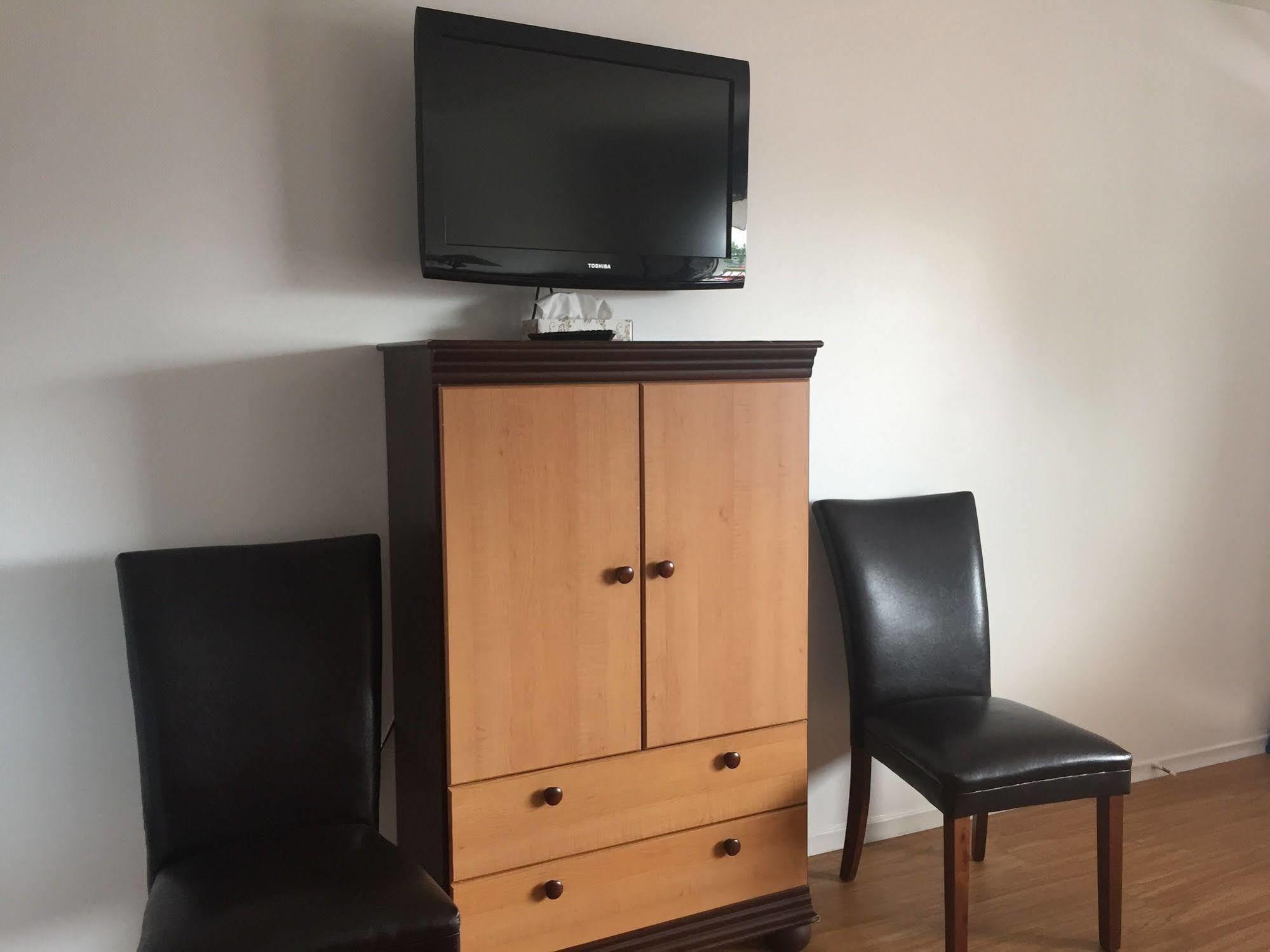 New Rockland Motel Bobcaygeon Buitenkant foto